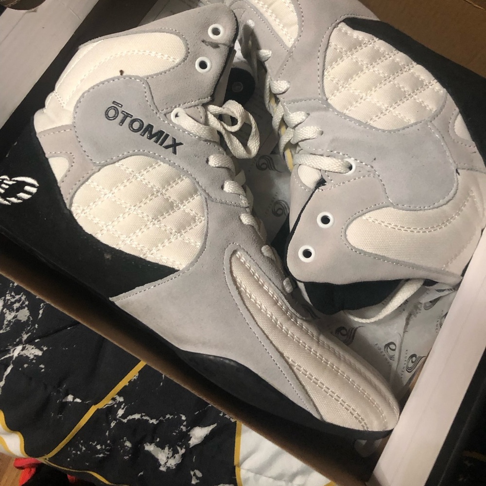 Otomix Stingray size 11